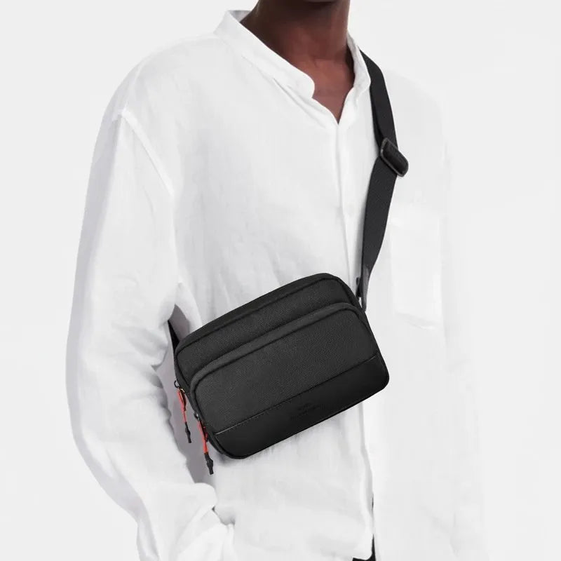 WiWU Essen 2-in-1 Crossbody Bag